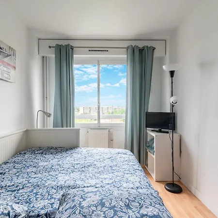 Le Ptit Henri - A 20min De Paris Apartment L'Hay-les-Roses